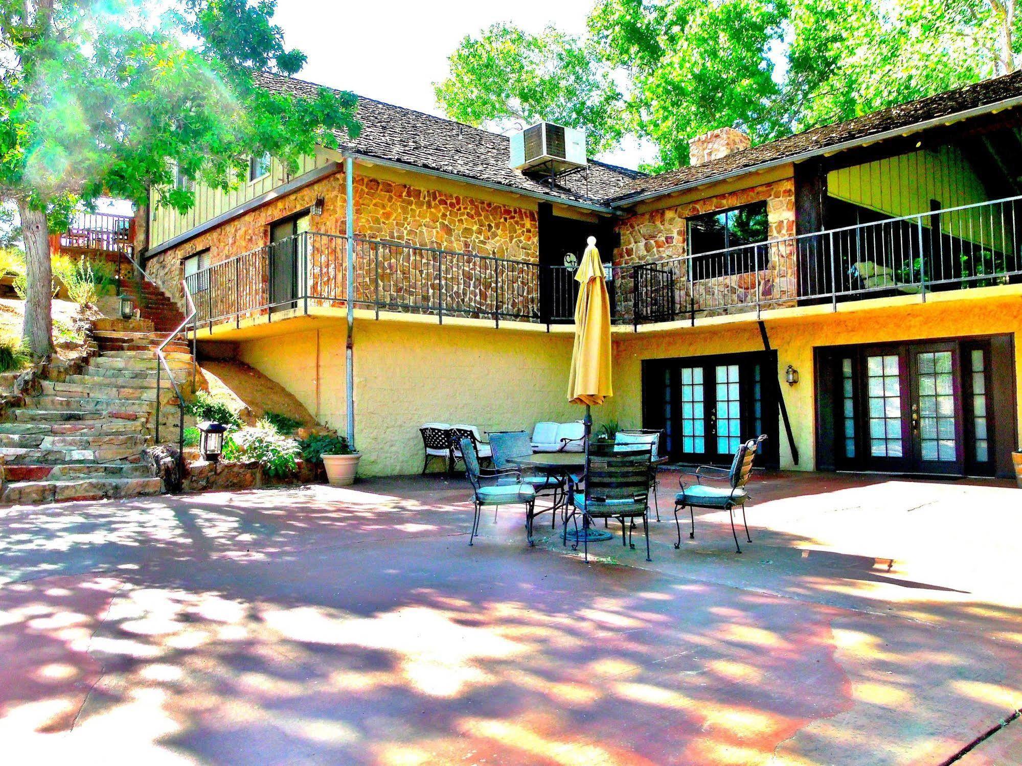 Canyon Vista Lodge Rockville Exterior photo